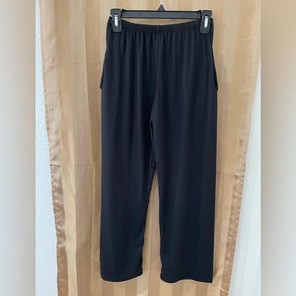 Essentials Top & Pants Set - Picture 7 of 7